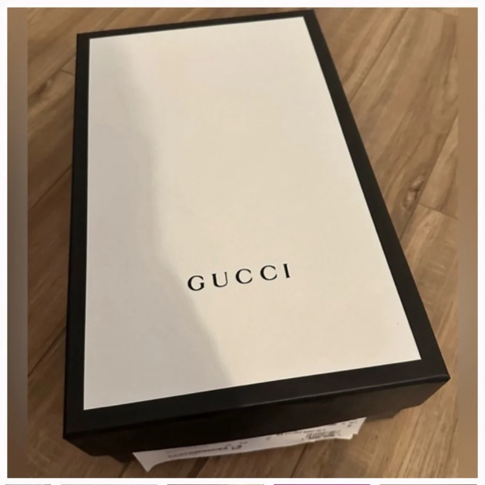 Gucci Sneakers Brand New - Picture 5 of 7